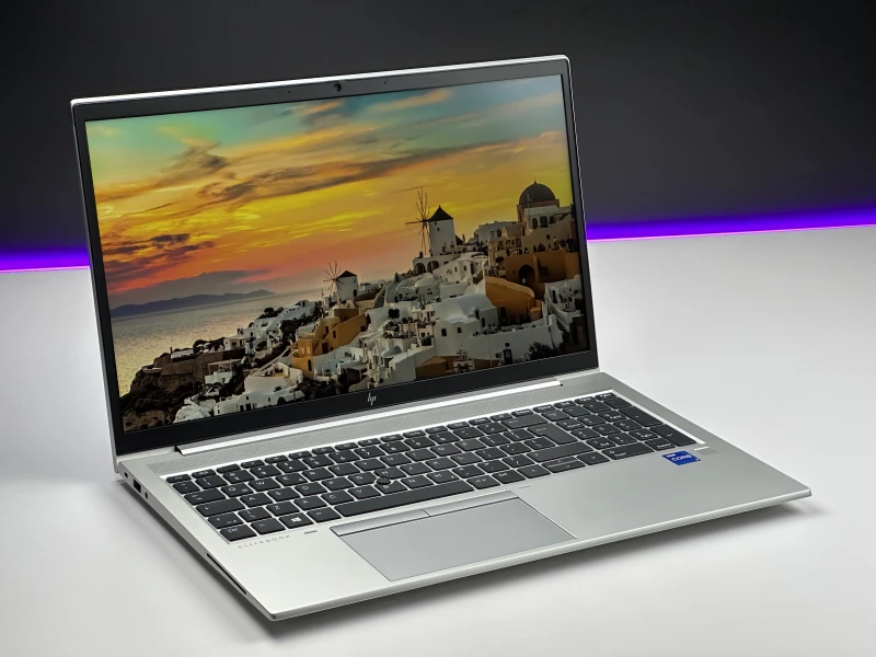 HP EliteBook 850 G8 – i7-1185G7 i matryca 15.6". Biznesowy laptop klasy premium do pracy biurowej, mobilnej i codziennych zadań. Solidna wydajność. HP EliteBook 850 G8 – i7-1185G7 i matryca 15.6". Biznesowy laptop klasy premium do pracy biurowej, mobilnej i codziennych zadań. Solidna wydajność.
