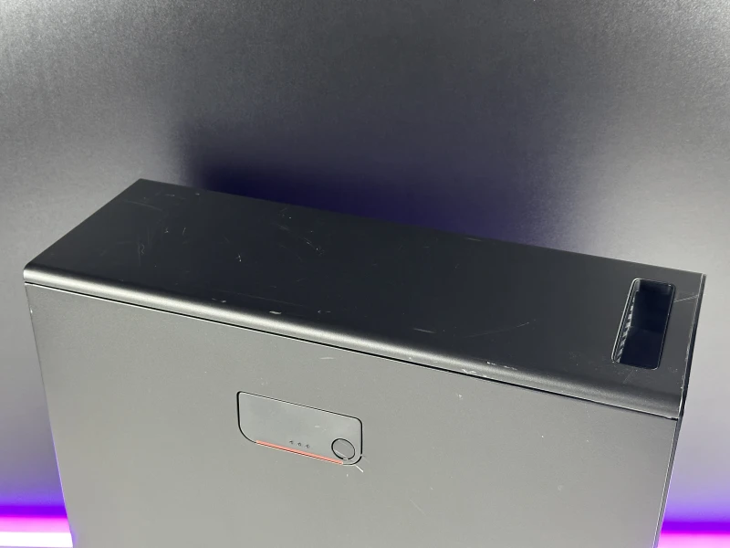 Lenovo ThinkStation P520 Tower z Xeon W-2123, 32GB RAM, SSD 512GB i Quadro P4000. Stacja robocza z dużym potencjałem rozbudowy pamięci.