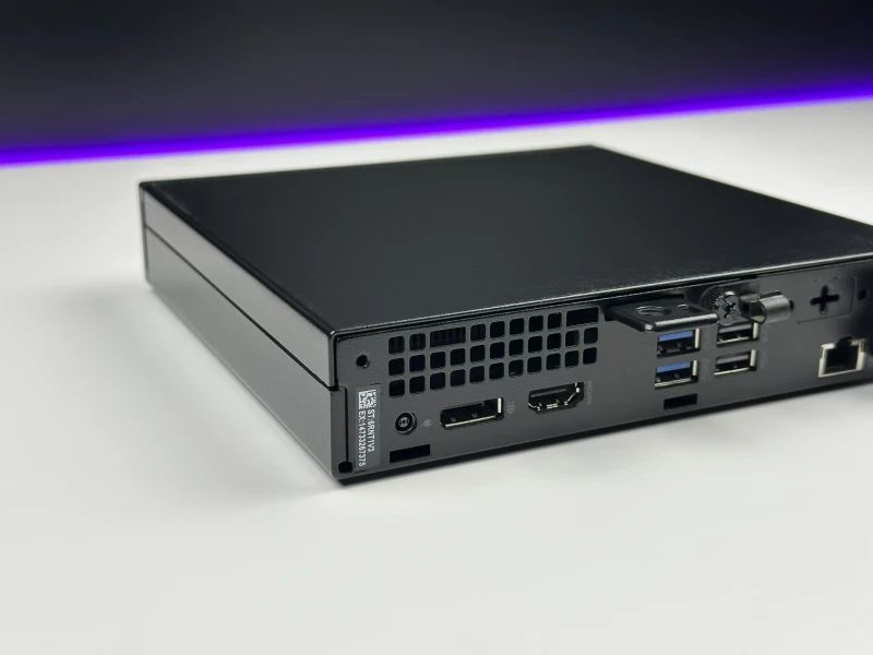 Dell OptiPlex 3000 Micro z procesorem i5-12600T, pamięcią DDR4 i Intel UHD 770. Kompaktowy komputer z Wi-Fi, TPM 2.0.