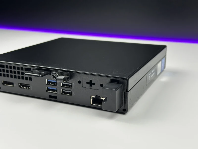 Dell OptiPlex 3000 Micro z procesorem i5-12600T, pamięcią DDR4 i Intel UHD 770. Kompaktowy komputer z Wi-Fi, TPM 2.0.