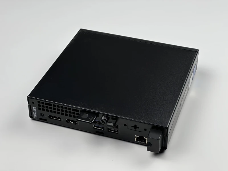 Dell OptiPlex 3000 Micro z procesorem i5-12600T, pamięcią DDR4 i Intel UHD 770. Kompaktowy komputer z Wi-Fi, TPM 2.0.