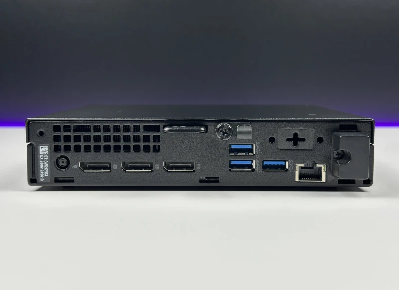 Dell OptiPlex 7000 Micro z procesorem i7-12700 i Intel UHD 770. Konstrukcja z Wi-Fi i możliwością rozbudowy o dwa szybkie dyski M.2 NVMe.