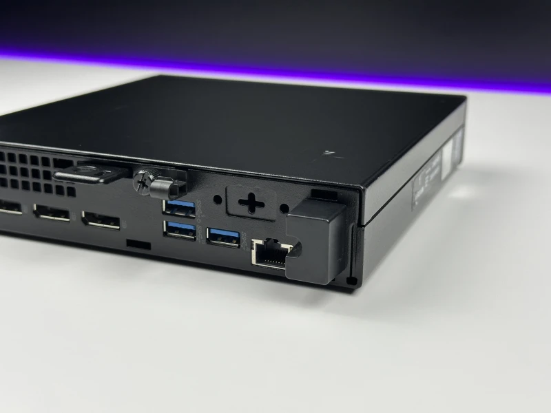 Dell OptiPlex 7000 Micro z procesorem i7-12700 i Intel UHD 770. Konstrukcja z Wi-Fi i możliwością rozbudowy o dwa szybkie dyski M.2 NVMe.