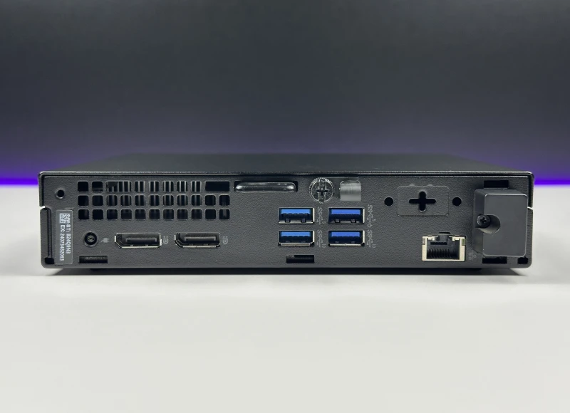 Dell OptiPlex 7000 Micro z i5-12500T, pamięcią DDR4 i Intel UHD 770. Kompaktowy komputer z Wi-Fi oraz szybkim portem USB-C 3.2 Gen 2x2.