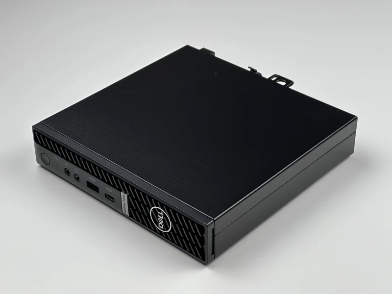 Dell OptiPlex 7000 Micro z i5-12500T, pamięcią DDR4 i Intel UHD 770. Kompaktowy komputer z Wi-Fi oraz szybkim portem USB-C 3.2 Gen 2x2.
