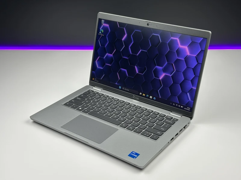 Dell Latitude 5430 - procesor i5-1235U, matryca 14" oraz modem LTE – nowoczesny laptop biznesowy z klawiaturą US, idealny do pracy.