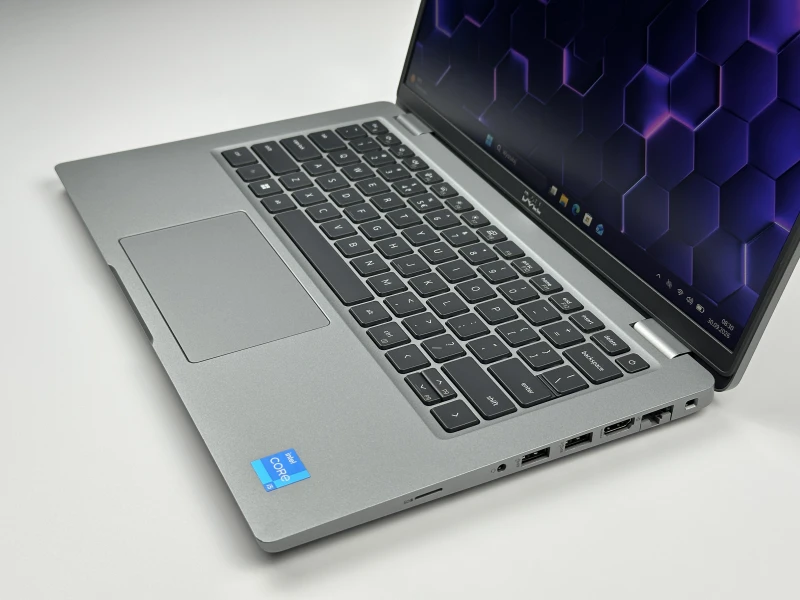 Dell Latitude 5430 - procesor i5-1235U, matryca 14" oraz modem LTE – nowoczesny laptop biznesowy z klawiaturą US, idealny do pracy.
