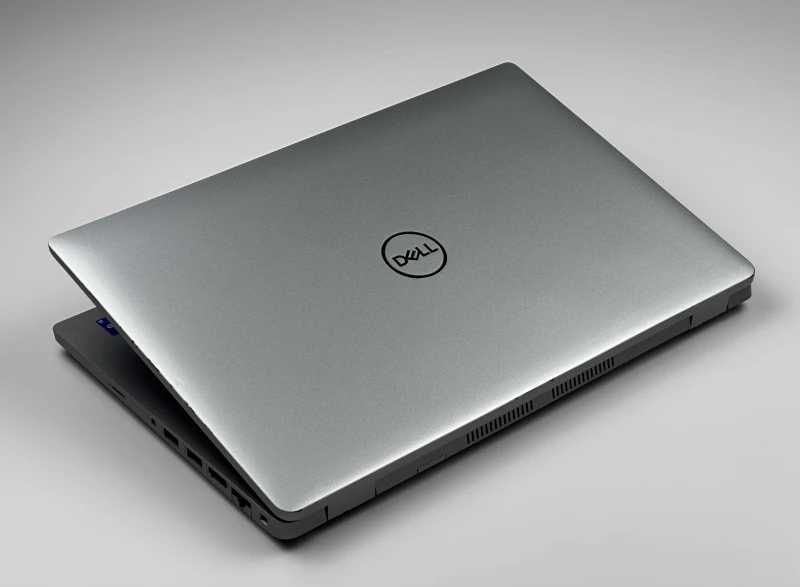 Dell Latitude 5420 z i5-1145G7 – wydajny laptop biznesowy do pracy biurowej, nauki i codziennych zadań. Mobilny, szybki, niezawodny i profesjonalny.