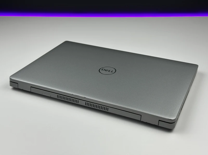Dell Latitude 5420 z i5-1145G7 – wydajny laptop biznesowy do pracy biurowej, nauki i codziennych zadań. Mobilny, szybki, niezawodny i profesjonalny.