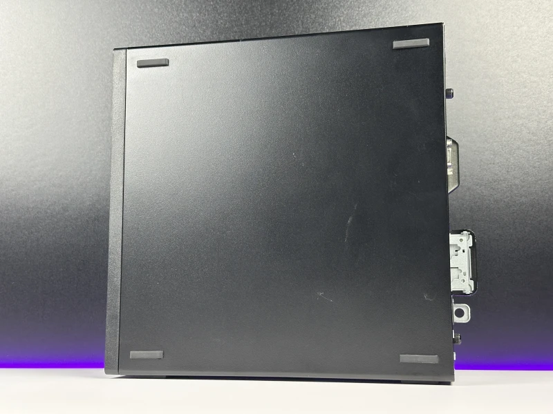Dell OptiPlex 7010 SFF z i5-13500 i Intel UHD Graphics 770. Platforma biznesowa w kompaktowej obudowie z wygodnym dostępem do podzespołów.