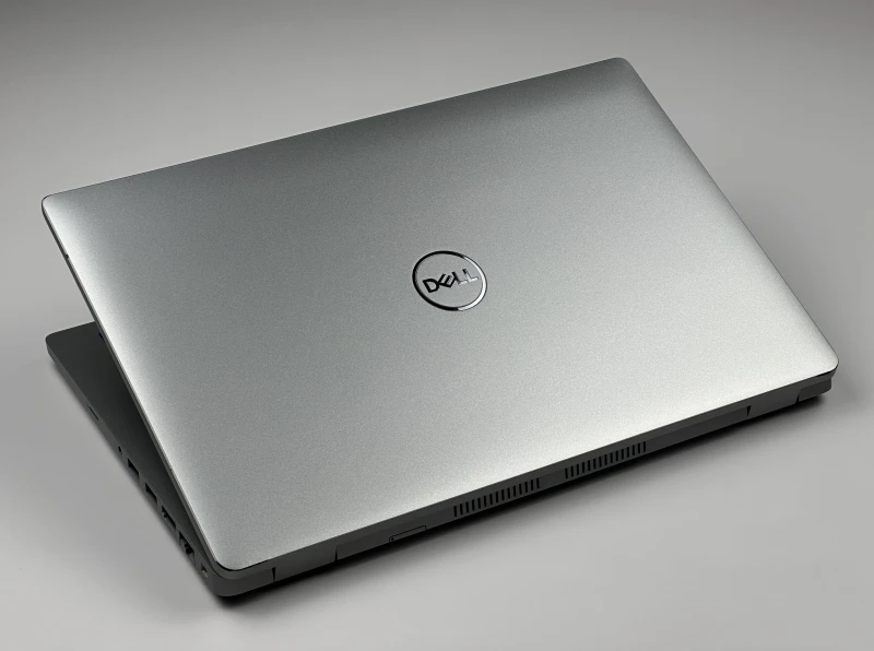 Dell Latitude 5430 - procesor i5-1235U, matryca 14" oraz modem LTE – nowoczesny laptop biznesowy z klawiaturą US, idealny do pracy.