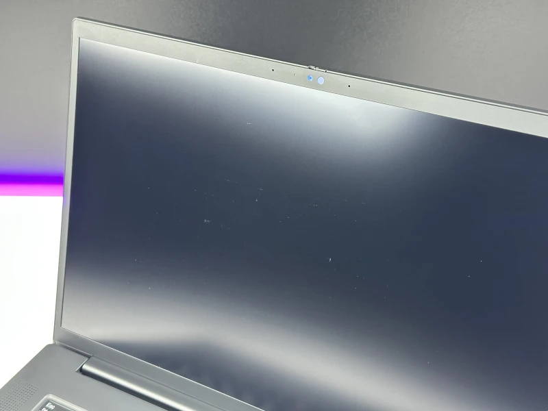 Lenovo ThinkPad P1 Gen 6 i9-13900H, RTX 2000 Ada, 16" FHD+, DDR5 – mobilna stacja robocza z Wi-Fi 6E i klawiaturą US do pracy profesjonalnej.