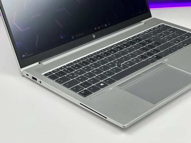 HP EliteBook 850 G8 – i7-1185G7 i matryca 15.6". Biznesowy laptop klasy premium do pracy biurowej, mobilnej i codziennych zadań. Solidna wydajność.