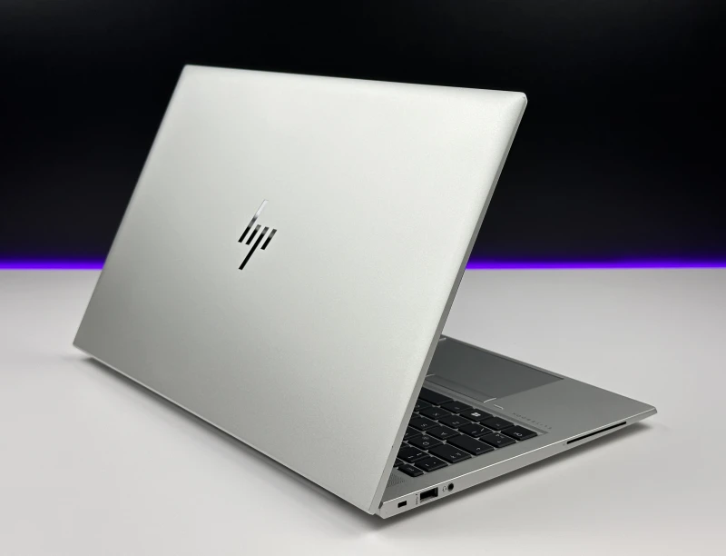 HP EliteBook 850 G8 – i7-1185G7 i matryca 15.6". Biznesowy laptop klasy premium do pracy biurowej, mobilnej i codziennych zadań. Solidna wydajność.