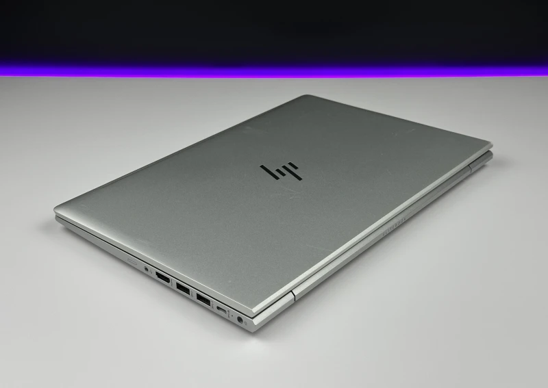 HP Elite mt645 G7 Ryzen 5 5625U, 14" FHD – biznesowy laptop do pracy mobilnej i biurowej z klawiaturą US i wysoką wydajnością.