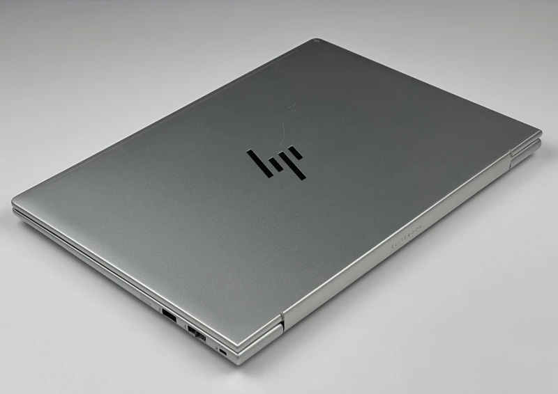 HP Elite mt645 G8 Ryzen 5 7535U, 14" FHD+ – wydajny laptop biznesowy do pracy mobilnej i biurowej z klawiaturą US.