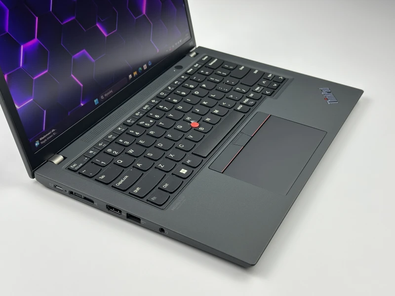 Lenovo ThinkPad X13 Gen 2 – i5-1145G7, 16GB RAM i matryca FHD+ 13.3". Lekki, biznesowy ultrabook do pracy biurowej i mobilnej – gwarancja jakości.