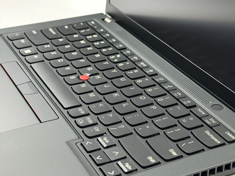 Lenovo ThinkPad X13 Gen 2 – i5-1145G7, 16GB RAM i matryca FHD+ 13.3". Lekki, biznesowy ultrabook do pracy biurowej i mobilnej – gwarancja jakości.