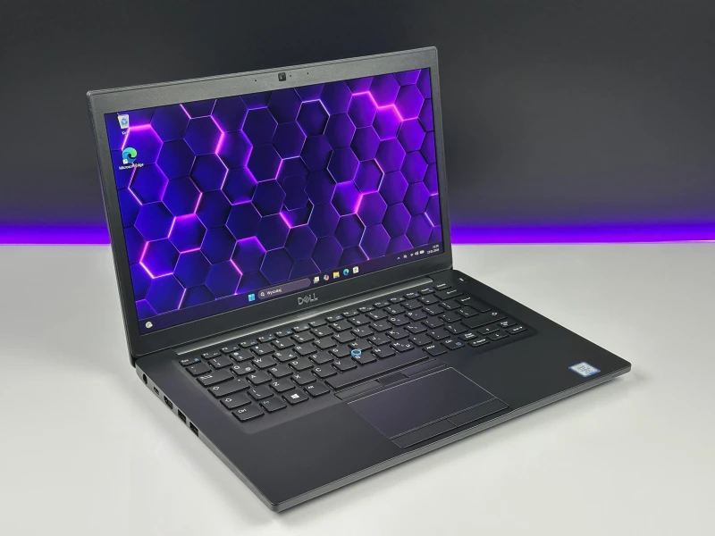 Dell Latitude 7490 z procesorem i5-8350U i Intel UHD Graphics 620. Laptop biznesowy z modemem LTE do pracy z dostępem do sieci poza biurem.