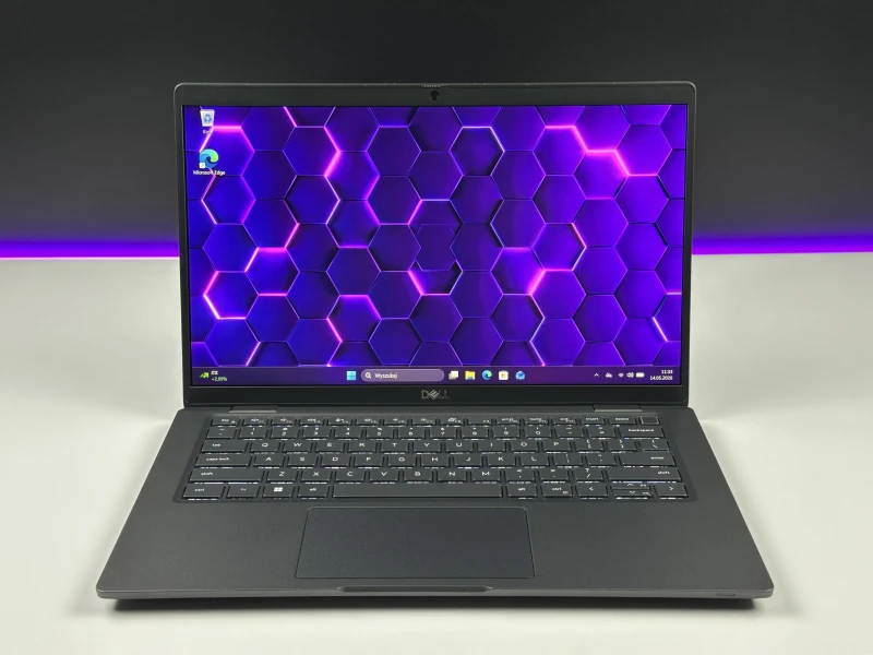 Dell Latitude 7430 - i7-1265U, 32GB RAM. Lekki ultrabook biznesowy z obudową Carbon, stworzony do intensywnej pracy mobilnej i wielozadaniowości.