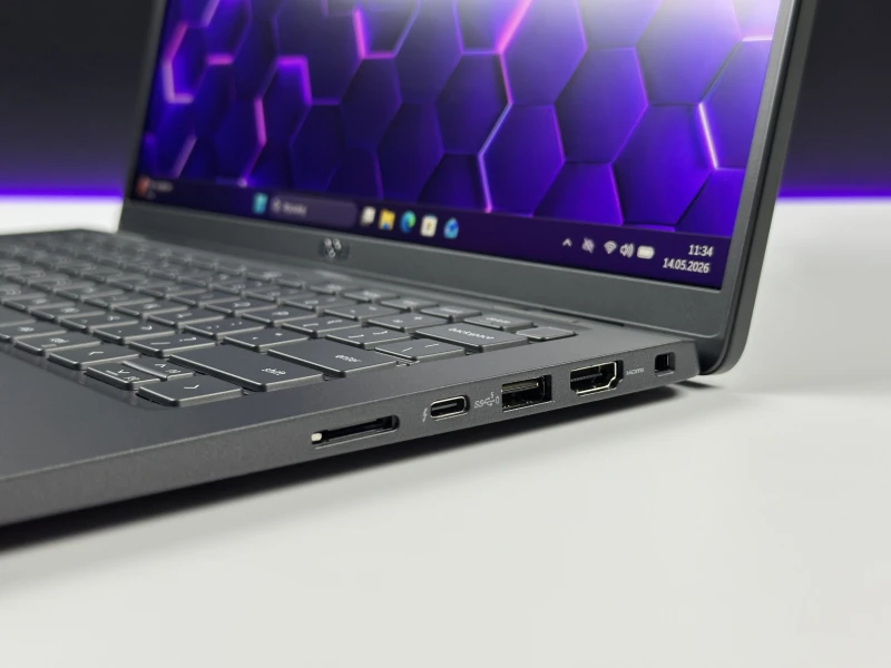 Dell Latitude 7430 - i7-1265U, 32GB RAM. Lekki ultrabook biznesowy z obudową Carbon, stworzony do intensywnej pracy mobilnej i wielozadaniowości.