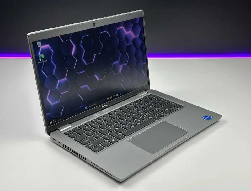 Dell Latitude 5430 - procesor i5-1235U, matryca 14" oraz modem LTE – nowoczesny laptop biznesowy z klawiaturą US, idealny do pracy.