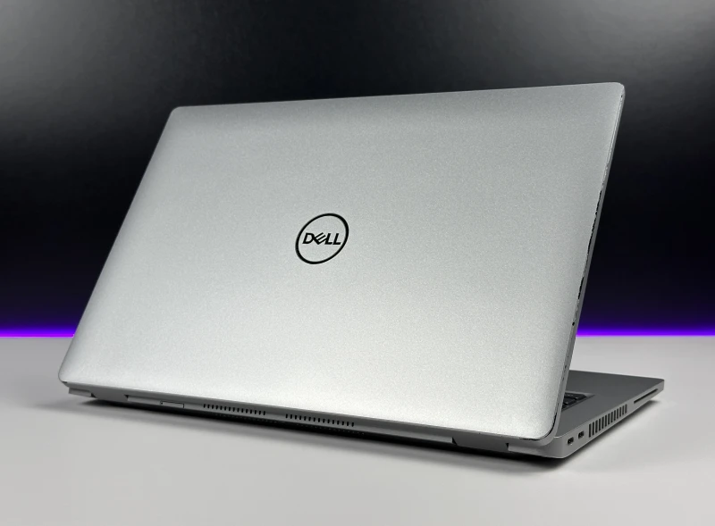Dell Latitude 5430 - procesor i5-1235U, matryca 14" oraz modem LTE – nowoczesny laptop biznesowy z klawiaturą US, idealny do pracy.