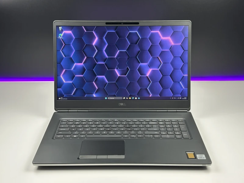 Dell Precision 7750 z i7-10850H i RTX3000 – profesjonalna stacja robocza stworzona do grafiki 3D, CAD i wymagających projektów inżynieryjnych.