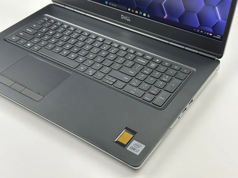 Dell Precision 7750 z i7-10850H i RTX3000 – profesjonalna stacja robocza stworzona do grafiki 3D, CAD i wymagających projektów inżynieryjnych.