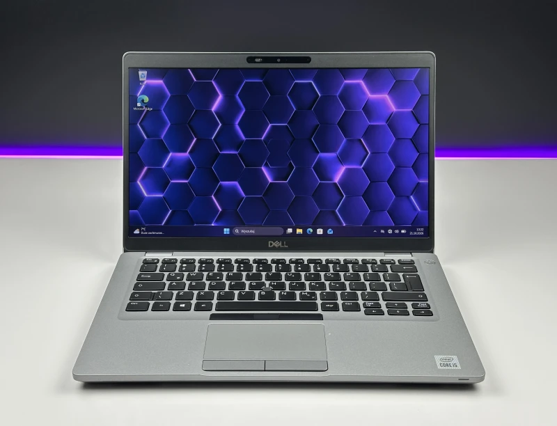 Dell Latitude 5410 z i5-10310U, ekranem 14" FHD i Intel UHD Graphics. Biznesowy laptop z USB-C, HDMI, RJ-45 i możliwością rozbudowy pamięci RAM.