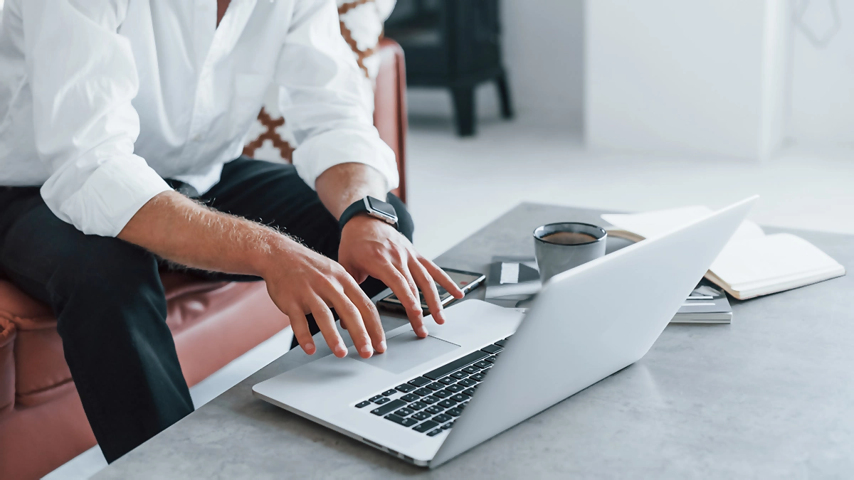 Poleasingowe stacje robocze do pracy i gier