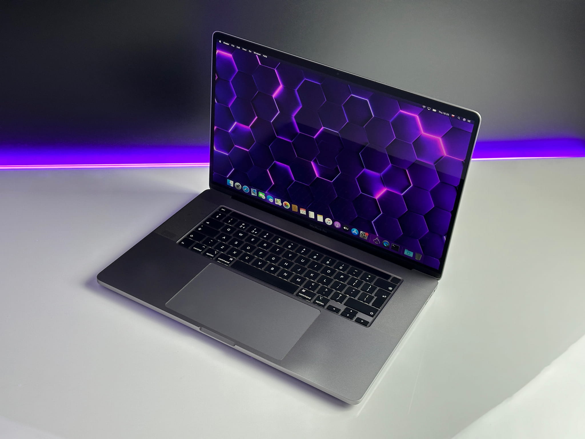 MacBook とか Pro 13インチ 2018 8G SSD256GB ジャンク