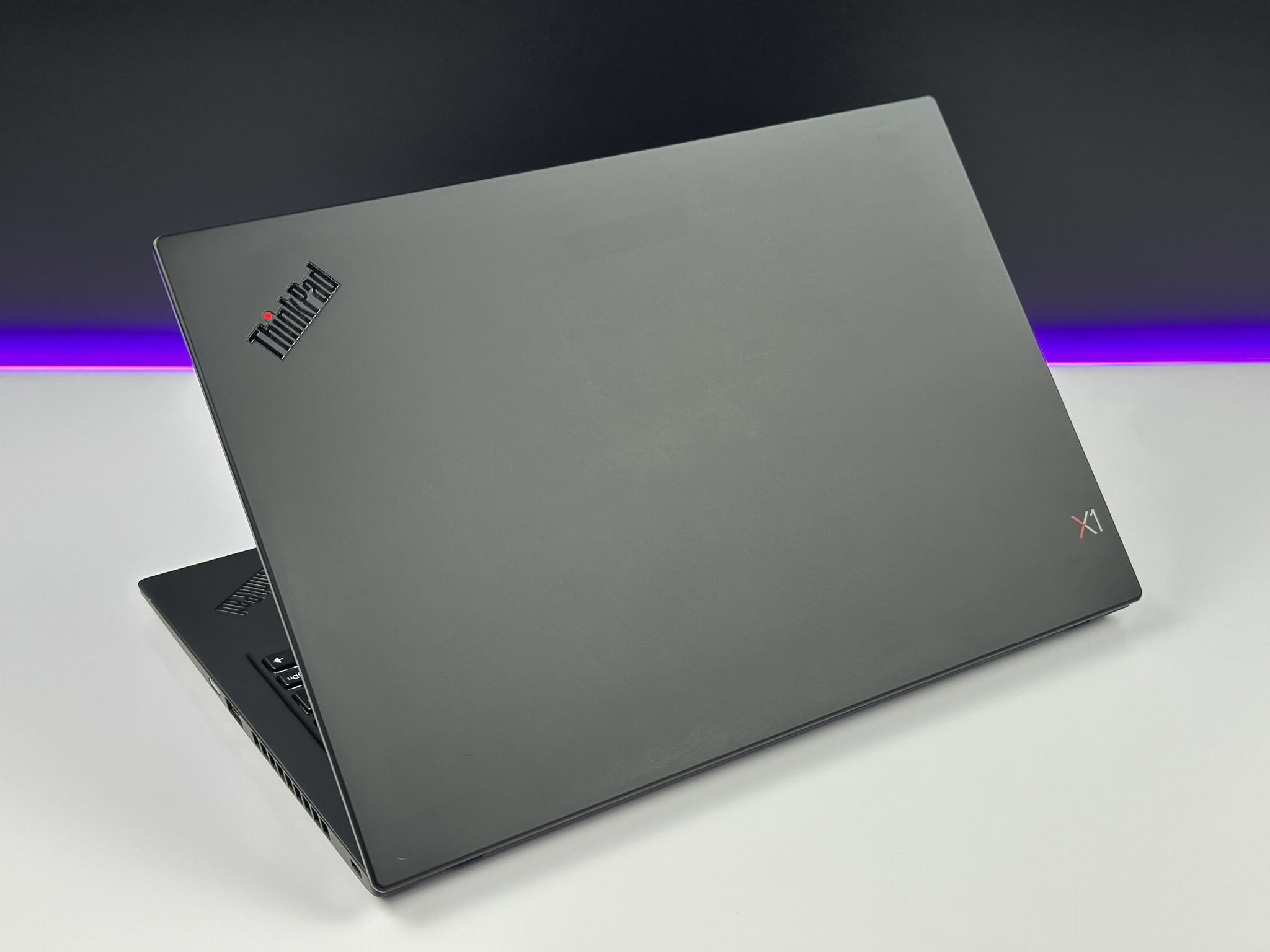 Lenovo ThinkPad X1 Carbon Gen 7 i7-8665U 16GB FHD DOTYKOWY US