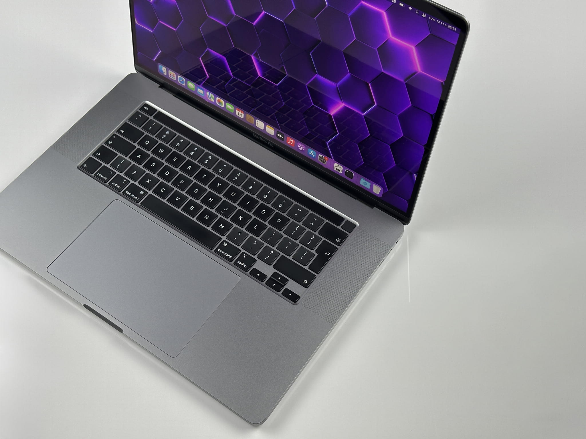 Apple MacBook Pro 16 A2141 i7-9750H 16GB 512GB Radeon Pro 5300M