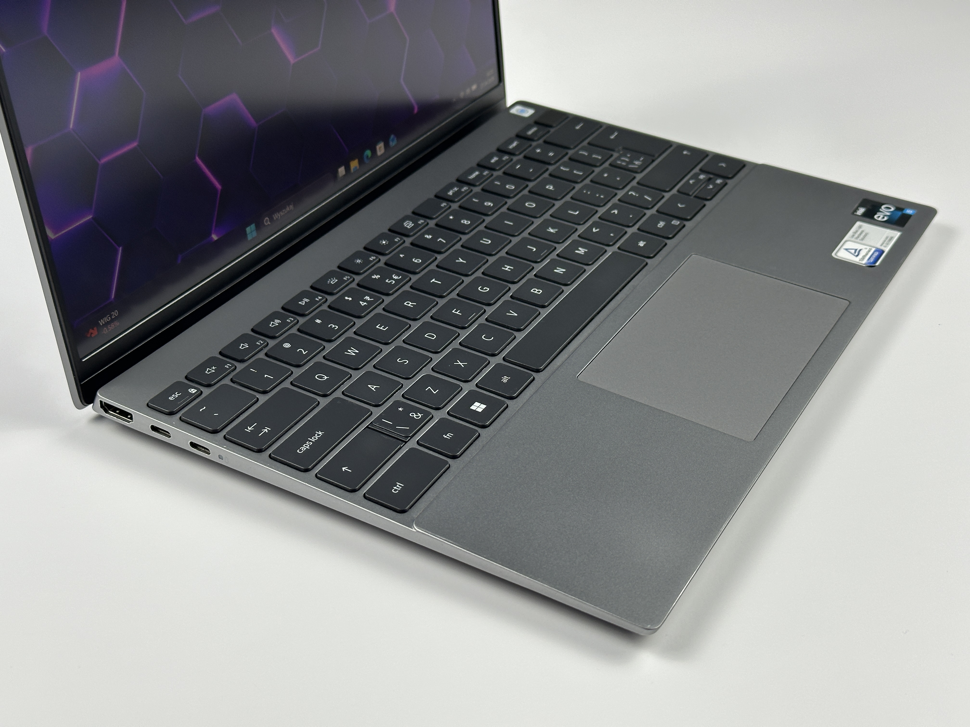 DELL Vostro 5320 i5-1240P 16GB QHD+ - sklep LAPTOP FACTORY