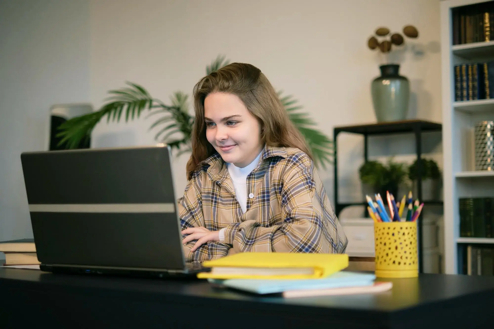 Laptop Dell 14 cali do szkoły – solidny wybór dla ucznia i studenta