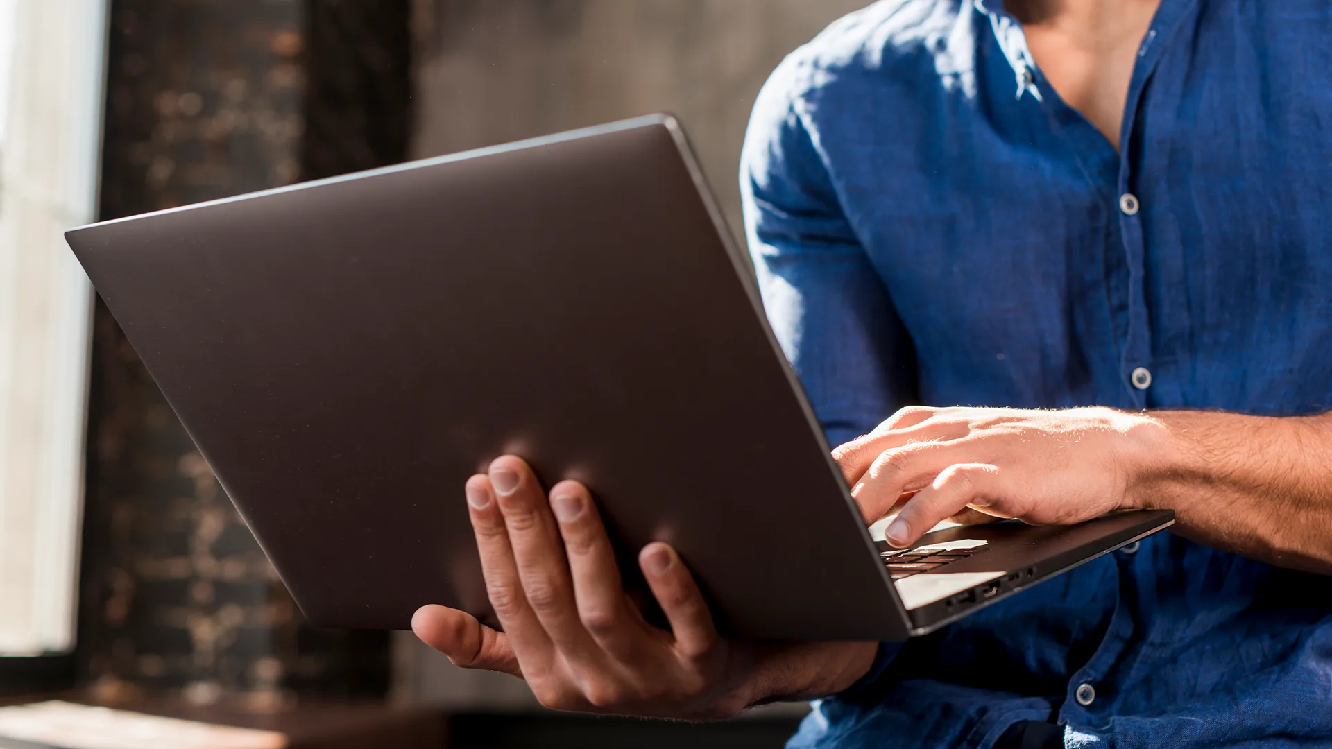 Notebook, ultrabook, laptop – czym są i czym się różnią?