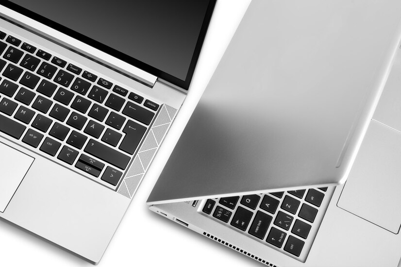 Zastanawiasz się nad zakupem używanego laptopa Apple 13 cali czy 15 cali? Sprawdź ich, zalety i wybierz idealny model dopasowany do swoich potrzeb!